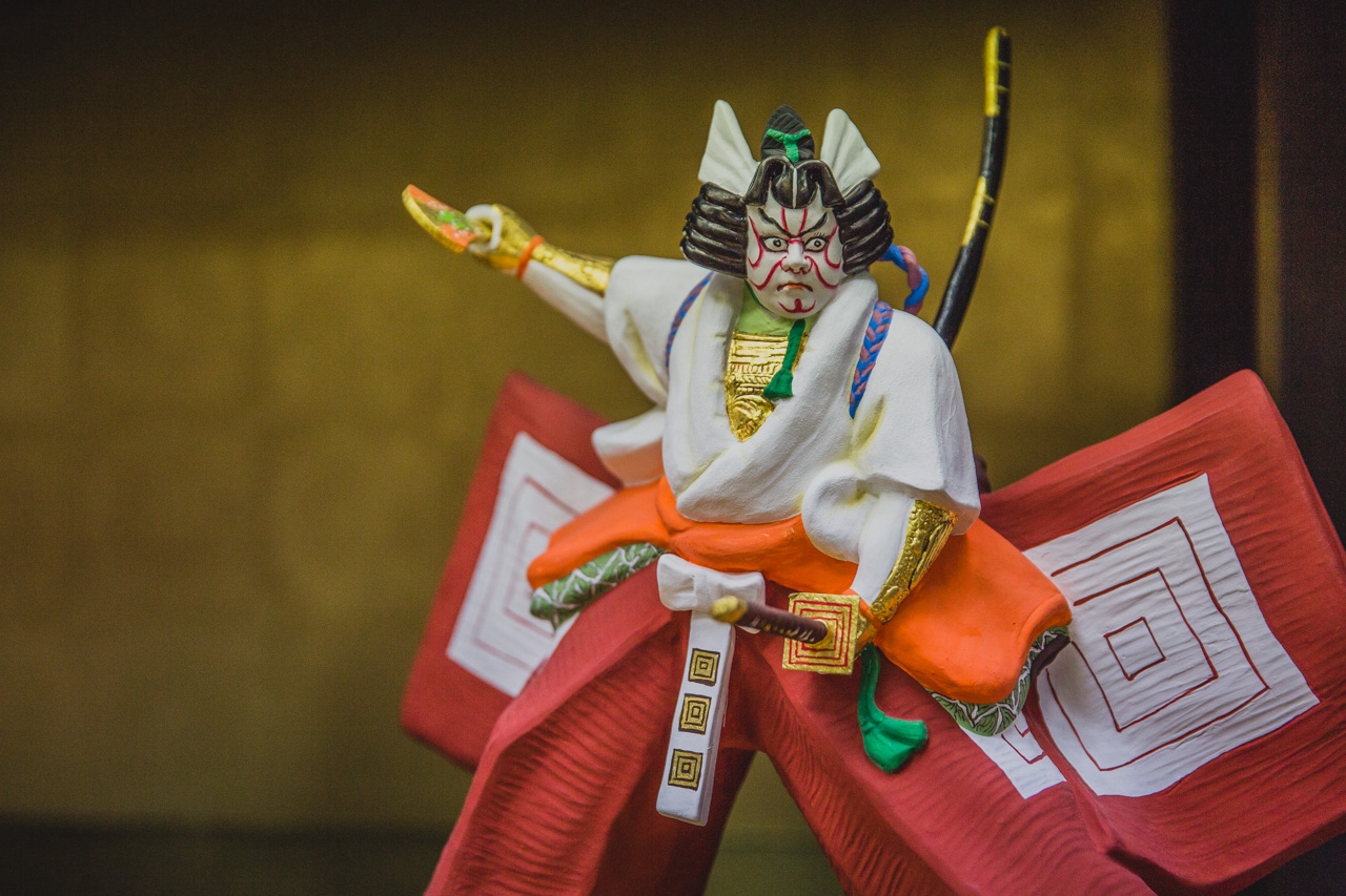 LEXUS雷克萨斯匠心之旅  博多人形 上色工艺见学