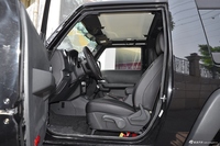 2016款北京BJ40 2.0T手动两驱尊贵版