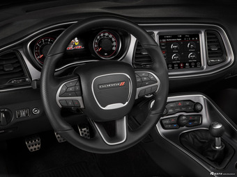 图集|新款道奇挑战者 经典的美式肌肉车