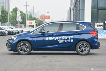 2018款宝马2系旅行车218i 1.5T自动尊享型运动套装