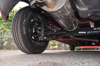 2016款宝骏310 1.2L手动超值型