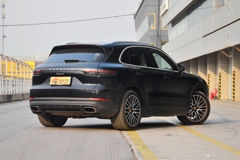 2018款卡宴3.0T自动