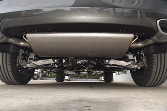 2018款沃尔沃XC60 2.0T自动四驱T5智雅豪华版