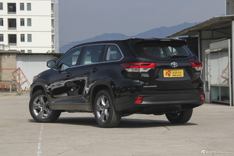 2018款汉兰达2.0T自动两驱豪华版7座