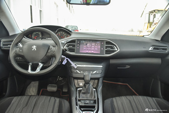 2015款东风标致308S 1.6T自动睿驰版