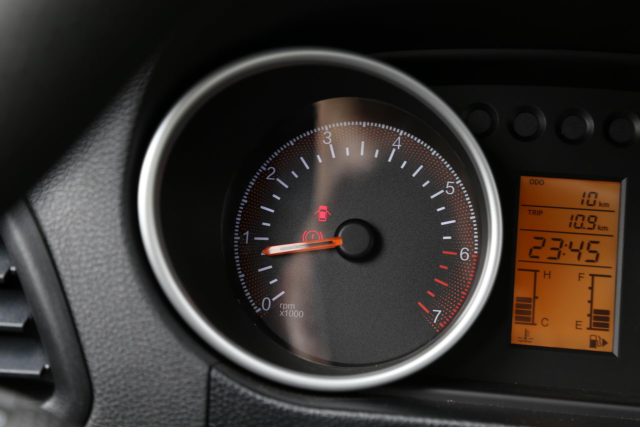 2017款启腾V60 1.5L手动豪华型