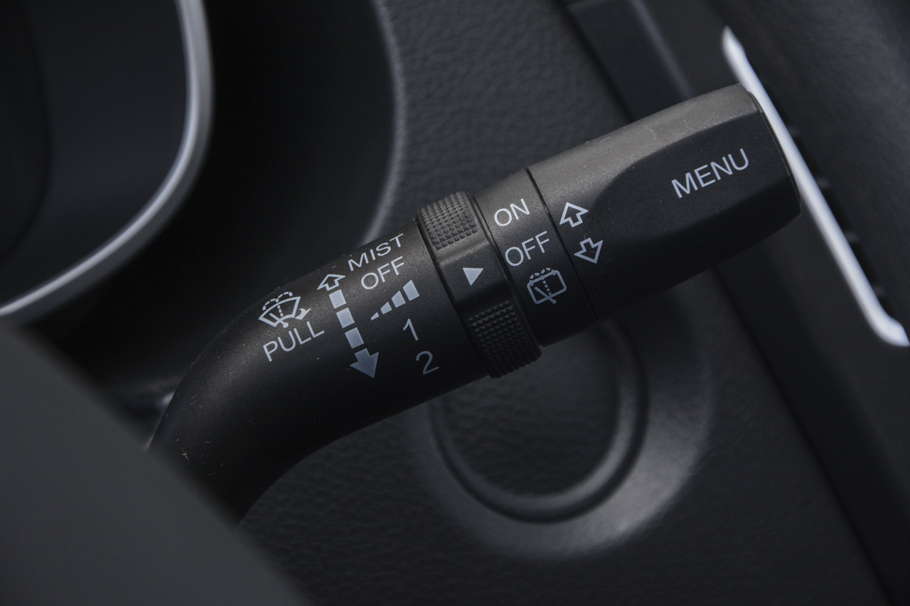 2017款奔腾X40 1.6L自动豪华型