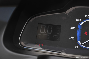 2016款荣威360 1.5L自动智屏版