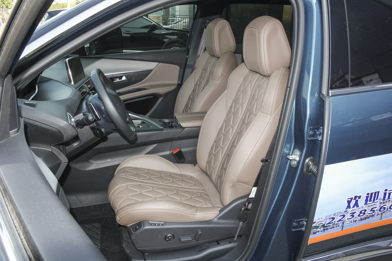 2017款标致5008 1.8T自动380THP豪华GT版7座