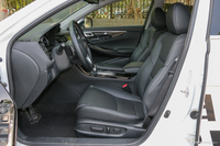 2017款思铂睿2.4L自动豪华版