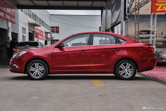 2015款逸动1.6L手动豪华型国5