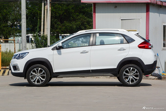 2017款瑞虎3x 1.5L手动豪华版