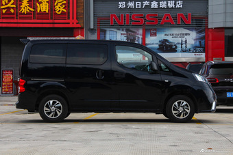 2016款NV200 1.6L自动尊享型 碧玉黑