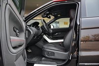 2017款揽胜极光2.0T自动绚黑限量版