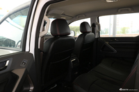 2017款黄海N3 2.5T手动四驱运动版JE4D25C