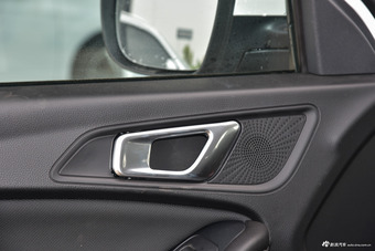 2017款瑞虎7 SPORT 1.5T自动精英版