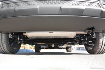 2019款骏派D80 1.2T自动豪华型