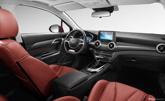 2018款北汽绅宝D50