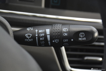 2016款长安欧尚1.5L手动精英型