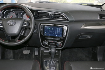 2017款骏派D60 1.8L自动豪华天窗版