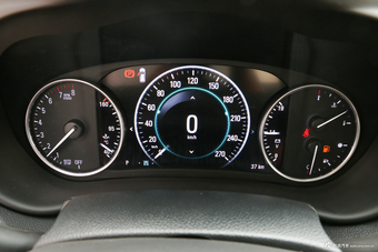 2018款昂科威2.0T自动四驱豪华型28T