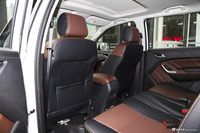 2017款驭胜S350 2.0T自动两驱柴油超豪华版7座 