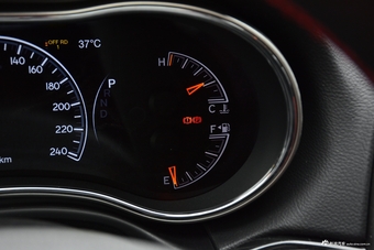 2018款大切诺基3.6L自动高性能四驱版