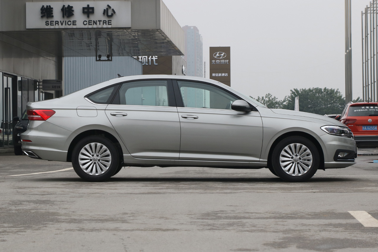 2018款朗逸1.4t自动舒适版280tsi dsg