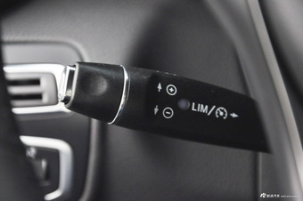 2017款奔驰GLC200 2.0T自动 4MATIC