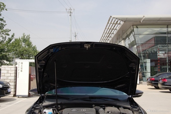 2017款帕萨特1.8T自动领尊版330TSI DSG