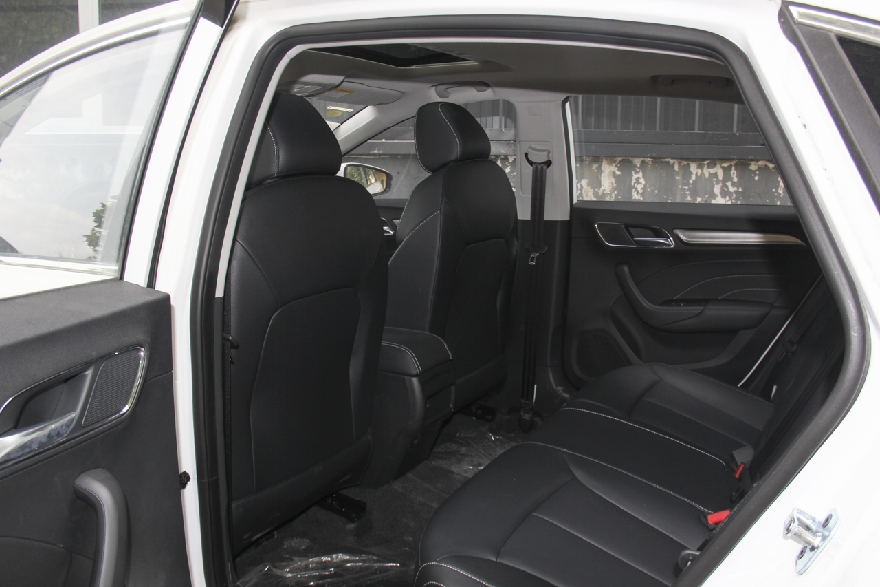 2018款荣威i6 1.5T自动旗舰版20T