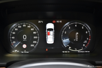 2018款沃尔沃S90 2.0T自动T5智尊版