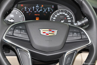 2017款CT6 2.0T自动28T时尚型