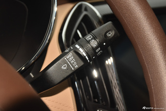 2018款猎豹CS9 1.5T CVT劲朗型