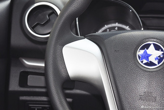 2015款启辰T70 1.6L手动睿行版