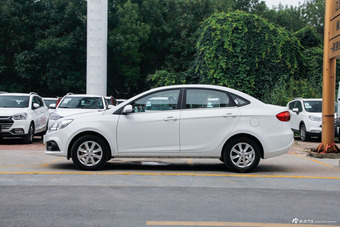 2016款和悦A30 1.5L手动舒适型 国V 典雅白