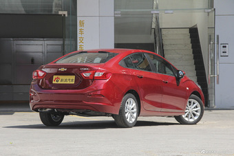 2016款科鲁兹1.5L自动时尚天窗版