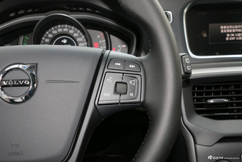 2018款沃尔沃V40 1.5T自动T3 智尚版