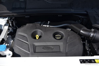 2016款揽胜极光2.0T自动PURE 风尚版