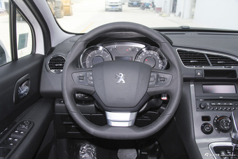 2016款标致3008 1.6THP自动潮流版