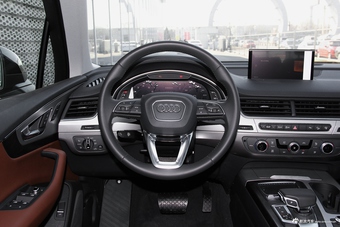 2016款奥迪Q7 3.0T自动45TFS技术型