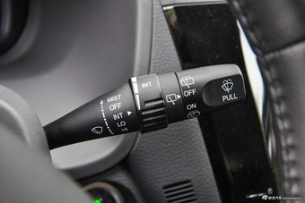 2017款比亚迪S7 2.0T自动豪华型