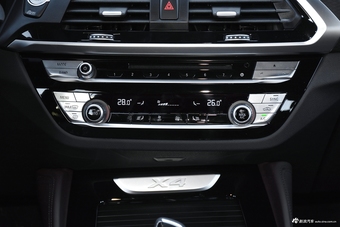 2019款宝马X4 2.0T自动xDrive25i M运动套装