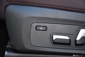 2019款宝马X4 2.0T自动xDrive25i M运动套装