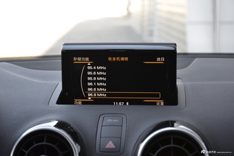 2016款奥迪A1 1.4T 自动30TFSI Sportback Design风尚版