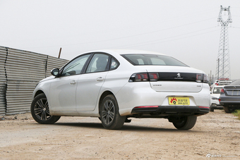 2018款标致308 1.6L自动时尚版