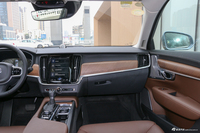 2019款沃尔沃S90 2.0T自动T5智雅版