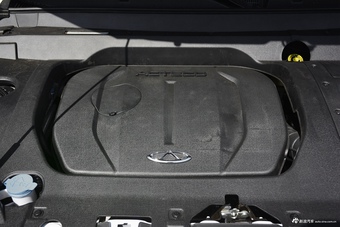 2017款瑞虎7 SPORT 1.5T自动尊贵版