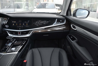 2018款博瑞GE MHEV耀动版