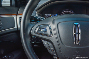 2018款林肯MKZ 2.0H自动尊雅版